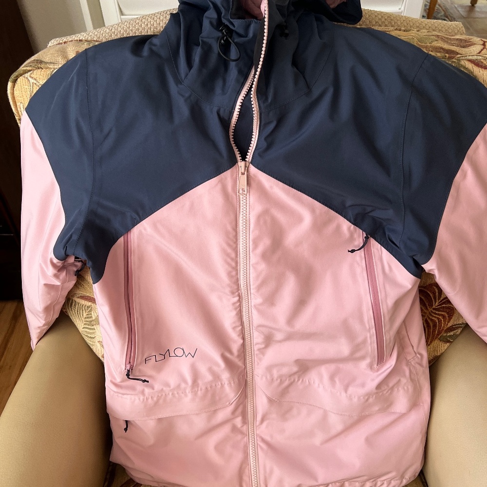Flylow Sarah Insulated Ski Jacket Sz Small Pink & Navy blue ~snow skirt part cut